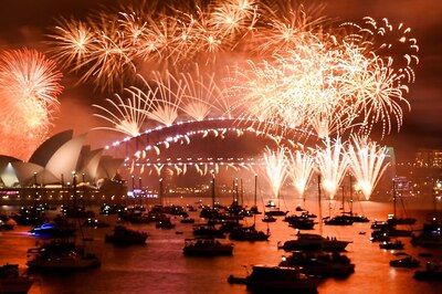 New Year Relationships Resolve: It's Time To Think As 'We' Not 'Me'