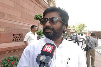 Booked by Delhi Police, Barred By Airlines, Sena MP Gaikwad Forced to Take Train