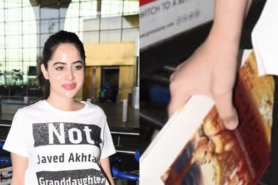 Urfi Javed Wears 'Not Javed Akhtar's Granddaughter' T-Shirt, Carries Bhagavad Gita To Airport. Watch