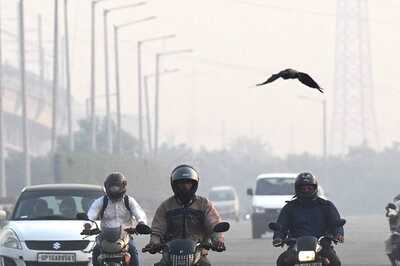 Masks, Immunity Boosting Foods, Travel: How Delhiites Plan to Cope as Air Quality to Dip Further