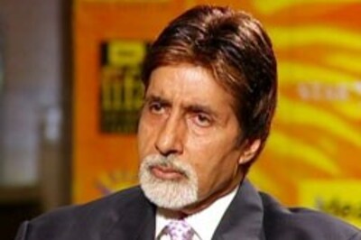 Big B takes the reins at IIFA awards