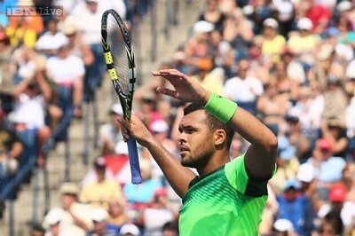 Tsonga upsets Andy Murray to reach Toronto semi-final