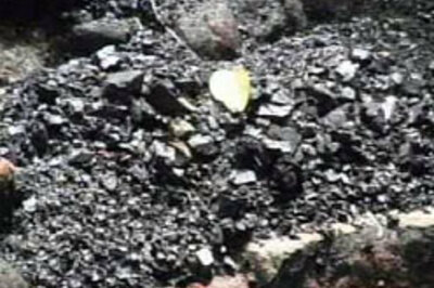 35 labourers trapped inside mine