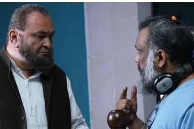 'He Was A Punjabi Bully': Anubhav Sinha Recalls Rishi Kapoor Made Excuses To Discuss Scenes With Him