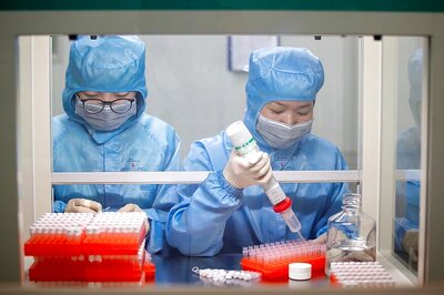 Chinese FM to Hold Emergency Meet with Southeast Asian Diplomats on Coronavirus Outbreak