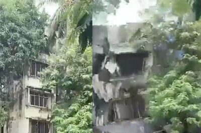 WATCH: Four Storey Building Collapses in Mumbai's Borivali West