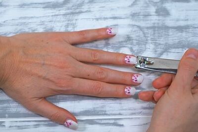 Removing Acrylic Nails with Acetone, Dental Floss, or an Electric Filer