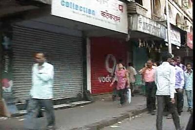 Thackeray dead: Sena, police appeal for peace, shops down shutters