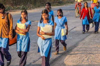 Vivo Offers Scholarship to Support Education of Underprivileged Children