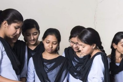 Would Students Who Cracked 10th, 12th Without Boards Not be Eligible For Govt Jobs? PIB Clarify