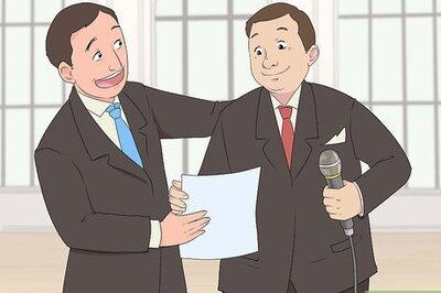 How to Announce the Bridal Party at a Reception