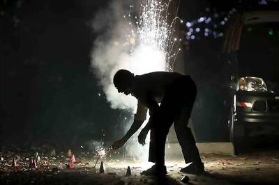 166 Arrested in Delhi for Violating SC Order on Bursting Firecrackers, Shows Police Data