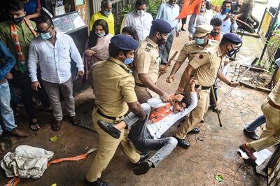 Sena, BJP Workers Come to Blows Over Saamana's Comments on Ayodhya Land Row