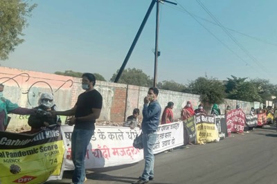 On 36th Anniversary of Bhopal Gas Tragedy, Victims Accuse Govt of Withholding Widows' Pensions for a Year
