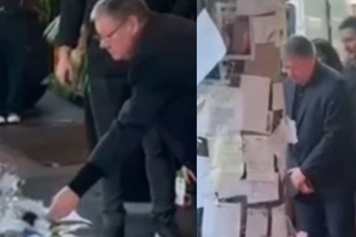 Liam Payne’s Father Reads Tributes, Kisses Singer’s Photos Outside Argentina Hotel