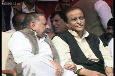 Azam Khan criticises party supremo Mulayam for meeting Ashok Singhal