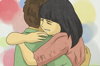 How to Comfort Your Girlfriend