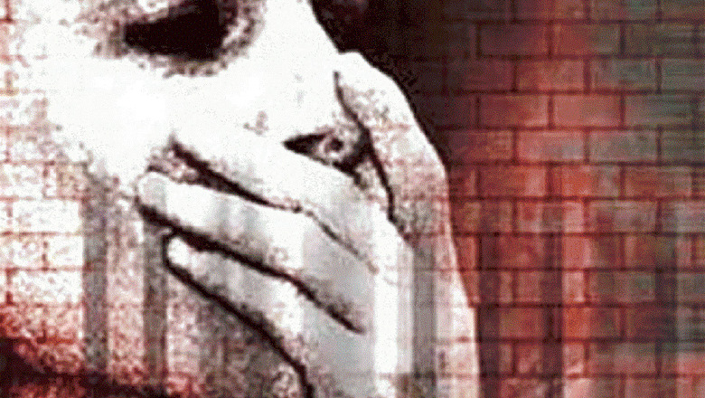 Khap Panchayat in Rajasthan Forces Man, Woman to Bathe Publicly to 'Wash off Sins'