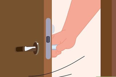 How to Keep Your Hotel Room Safe