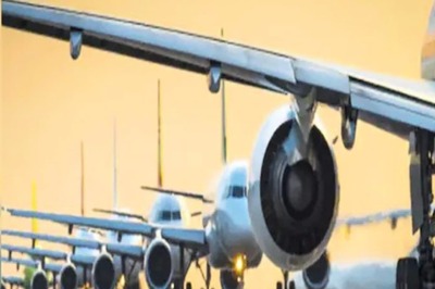 Mumbai-Pune Route, Airport Cabs to Get Expensive as Fare Hike Approved for Taxis