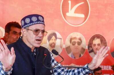 Omar Abdullah Challenges Ghulam Nabi Azad to Contest LS Polls Against Him