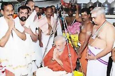 At Guruvayoor, Modi weighs 92kg against lotus | Pics