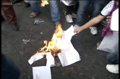 Rajnath meets protesting UPSC civil services aspirants, exam may be postponed