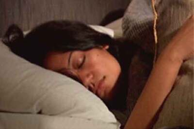 Cutting on sleep may halve fat loss: study