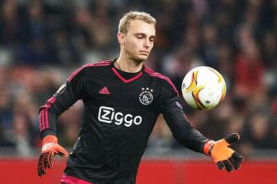 Barcelona Complete Signing of Jasper Cillessen