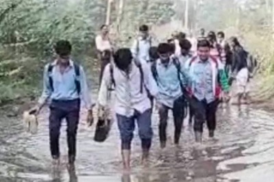 In UP's Aligarh, Students Walk Through Waterlogged Roads to Reach School