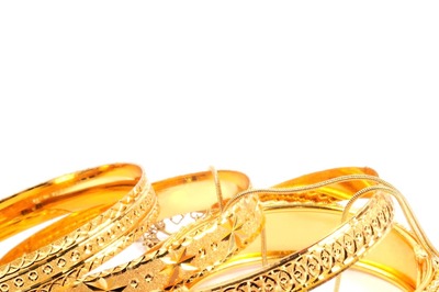 Gold Price Today Jumps Above Rs 48,100 as Covid Variant Omicron Scare Boosts Demand