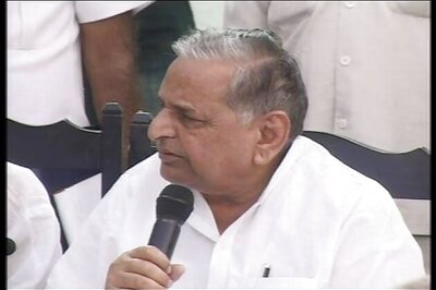 Want a politician as the president, says Mulayam