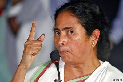 Mamata accuses centre of inaction against 'ponzi' firms