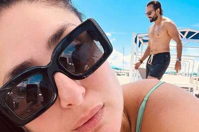 Kareena Kapoor's Viral Beach Selfie With Shirtless Saif Ali Khan Is Fake? Know The Truth Here