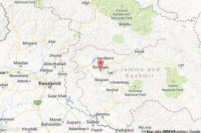 J&K: Normal life paralysed as Hurriyat Conference calls for strike