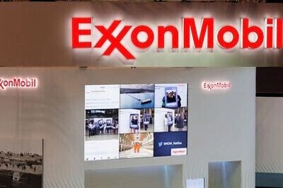 Exxon posts second straight quarterly loss on demand, price plunge