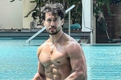 Tiger Shroff Flaunts His Perfect Washboard Abs in Pool Picture