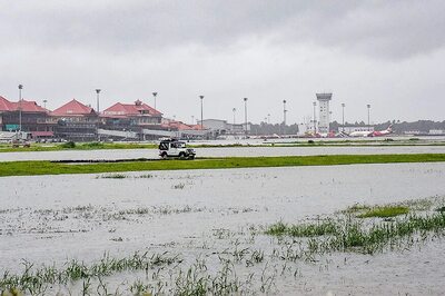 Rains Pound Kerala As Cyclone Maha Intensifies, Over 1,000 People Shifted to 11 Relief Camps
