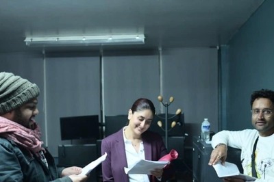 Kareena Kapoor Khan Shares BTS Photos From The Buckingham Murders Sets Ahead of Release; Fans React