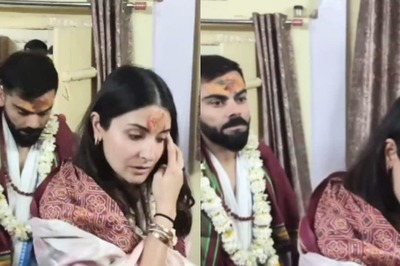 Virat Kohli Visits Temple With Anushka Sharma Day After UGLY IPL Fight With Gautam Gambhir; Watch
