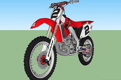How to Use a Clutch on a Dirtbike