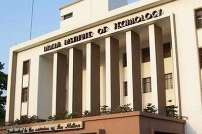 Panel approves hike in annual fees of IITs from Rs 90,000 to Rs 3 lakh, HRD nod awaited