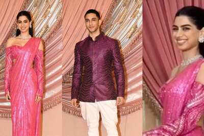 Khushi Blushes Hard As Paps Ask Her to Pose With Vedang Raina at Anant-Radhika's Sangeet | Watch