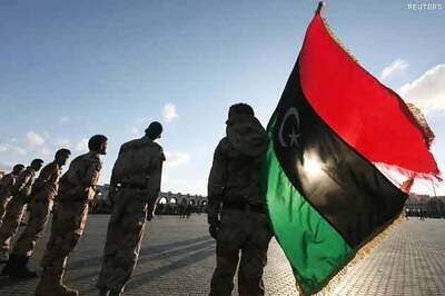 Libyan protesters call for armed militias to be disbanded