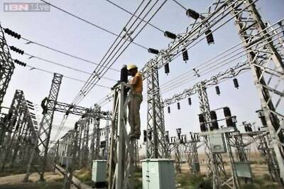Government fixes target of electrifying 7,000 villages by March