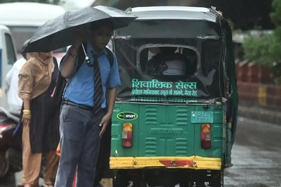 Delhi Likely to Witness Light Rain, Thundershower on Thursday: IMD