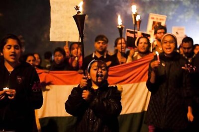 Dec 16 gangrape: Bus owner to be examined as witness today