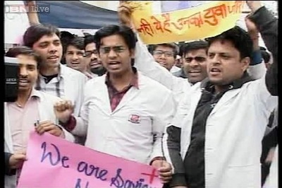 UP: 24 doctors released, threaten hunger strike if charges not dropped
