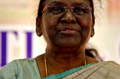 President Droupadi Murmu Undergoes Cataract Surgery