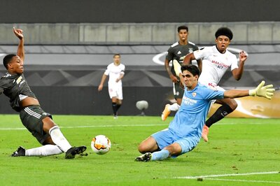 UEFA Europa League: Inspired Series of Saves Makes Keeper Yassine Bono Sevilla's Unlikely Hero